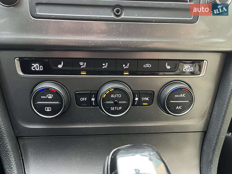 Хетчбек Volkswagen Golf 2013 в Хмельницькому фото 38 Хетчбек Volkswagen Golf 2013 в Хмельницькому