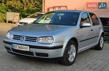 Хетчбек Volkswagen Golf 2001 в Хмельницькому