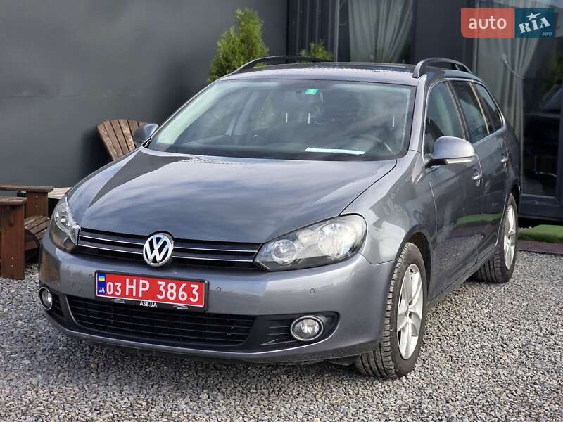 Універсал Volkswagen Golf 2010 в Тернополі