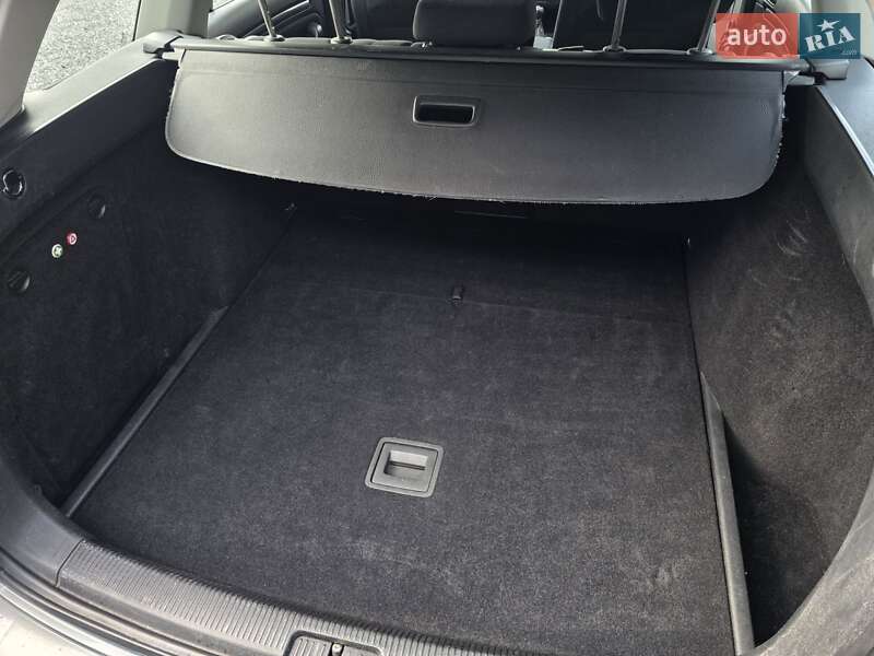 Універсал Volkswagen Golf 2010 в Тернополі