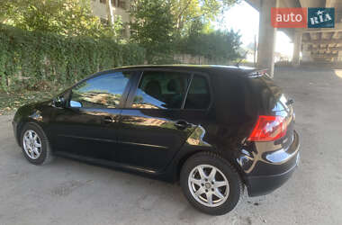Хэтчбек Volkswagen Golf 2007 в Ужгороде