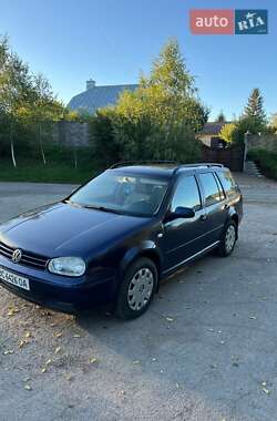 Универсал Volkswagen Golf 2000 в Ровно