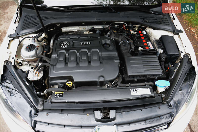 Універсал Volkswagen Golf 2015 в Славуті