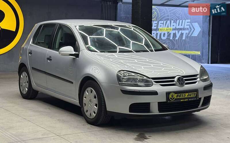 Volkswagen Golf 2003