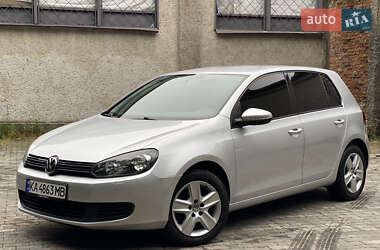 Хетчбек Volkswagen Golf 2009 в Києві