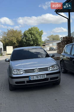 Хетчбек Volkswagen Golf 2002 в Хмельницькому