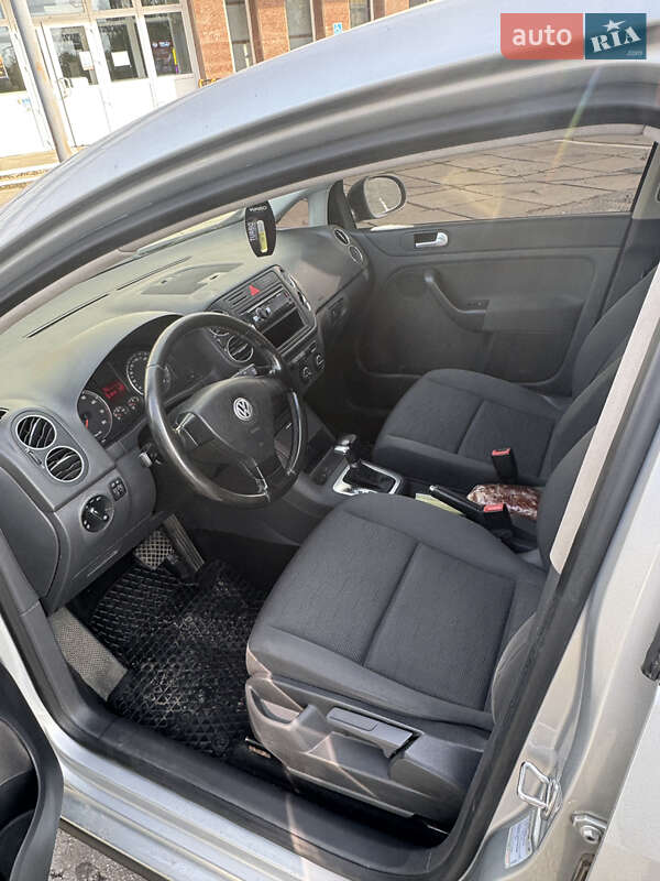 Хетчбек Volkswagen Golf 2007 в Кропивницькому