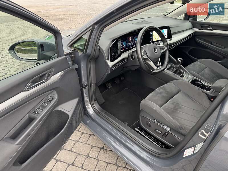 Універсал Volkswagen Golf 2021 в Радивиліві