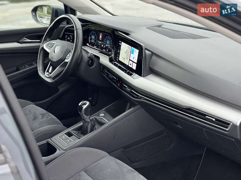 Універсал Volkswagen Golf 2021 в Радивиліві