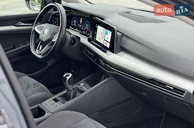 Универсал Volkswagen Golf 2021 в 
