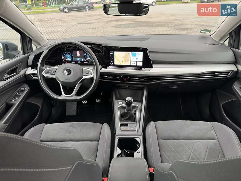 Універсал Volkswagen Golf 2021 в Радивиліві