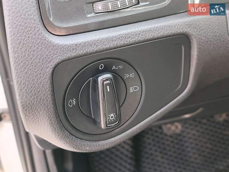 Універсал Volkswagen Golf 2019 в Харкові