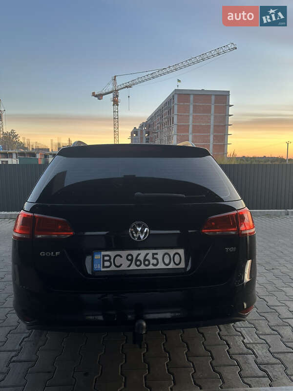 Универсал Volkswagen Golf 2015 в Львове