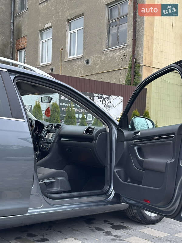Універсал Volkswagen Golf 2010 в Бучачі