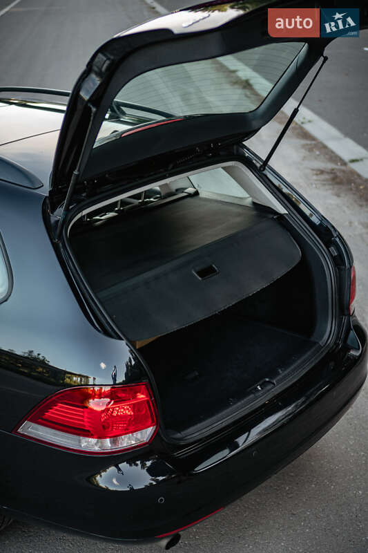 Універсал Volkswagen Golf 2011 в Бурштині