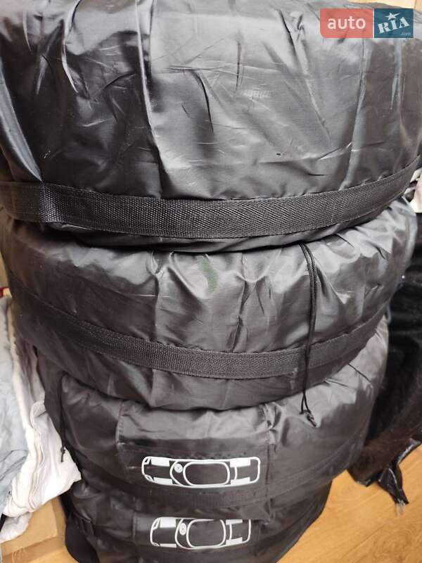 Хэтчбек Volkswagen Golf 2013 в Киеве