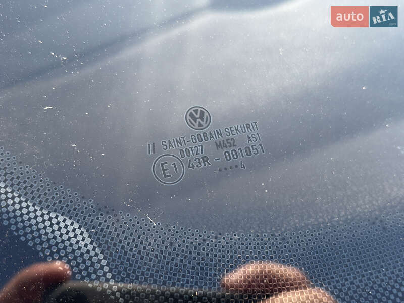 Хэтчбек Volkswagen Golf 2004 в Надворной