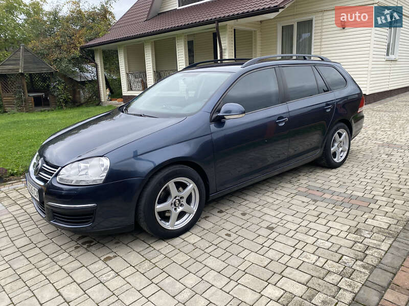 Універсал Volkswagen Golf 2008 в Косові