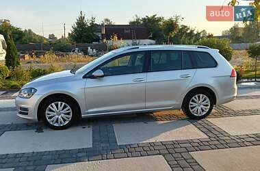 Универсал Volkswagen Golf 2016 в Хмельницком