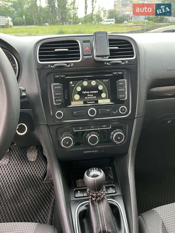 Універсал Volkswagen Golf 2010 в Кривому Розі