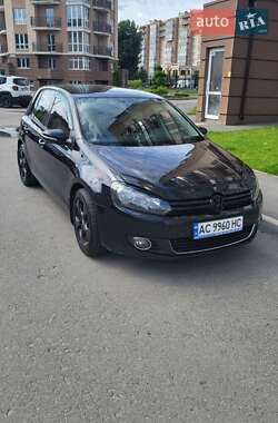 Хетчбек Volkswagen Golf 2010 в Києві
