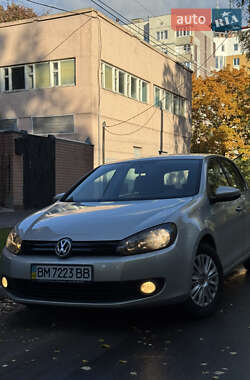 Хетчбек Volkswagen Golf 2011 в Сумах