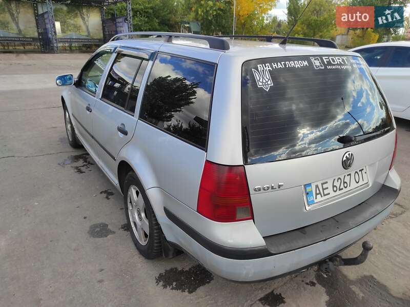 Универсал Volkswagen Golf 1999 в Покрове