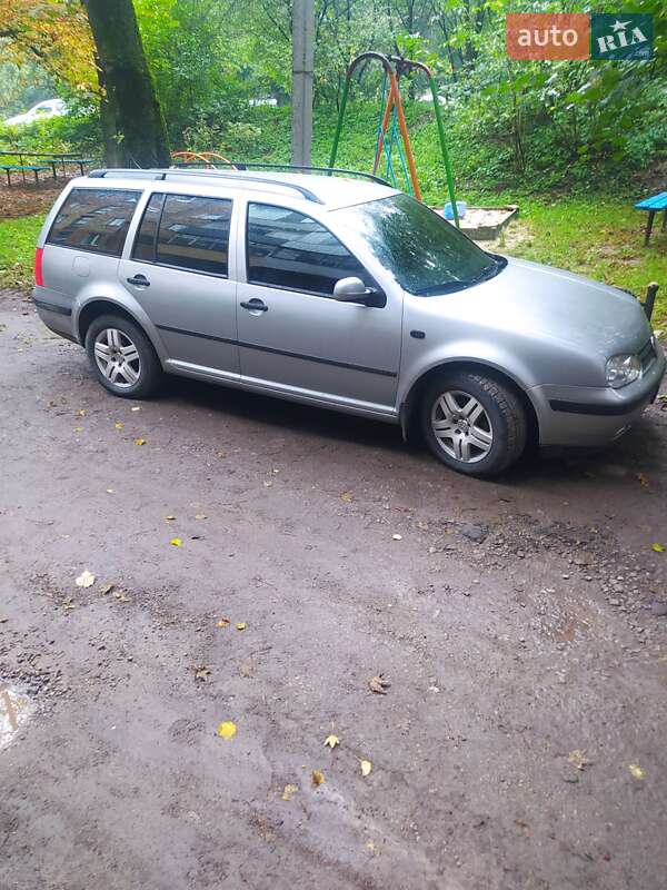 Volkswagen Golf 2001