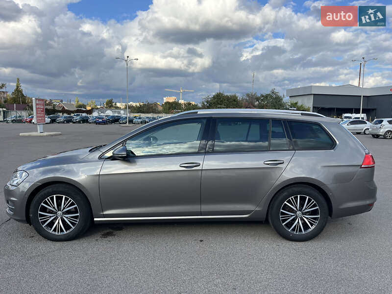 Volkswagen Golf 2016