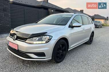 Универсал Volkswagen Golf 2020 в Луцке