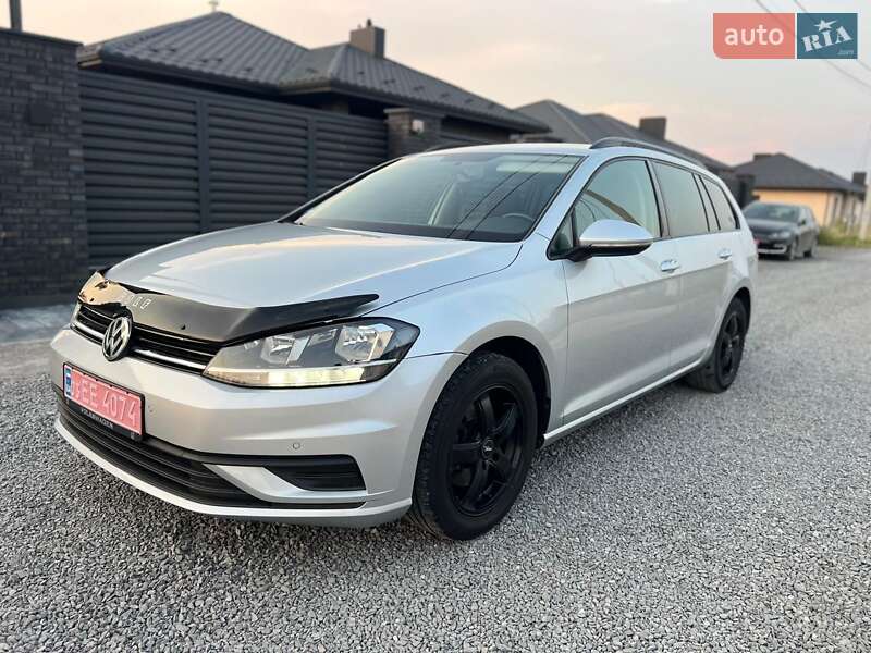 Volkswagen Golf 2020