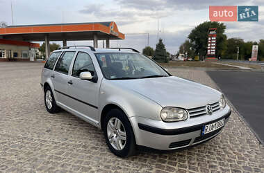 Универсал Volkswagen Golf 2001 в Первомайске