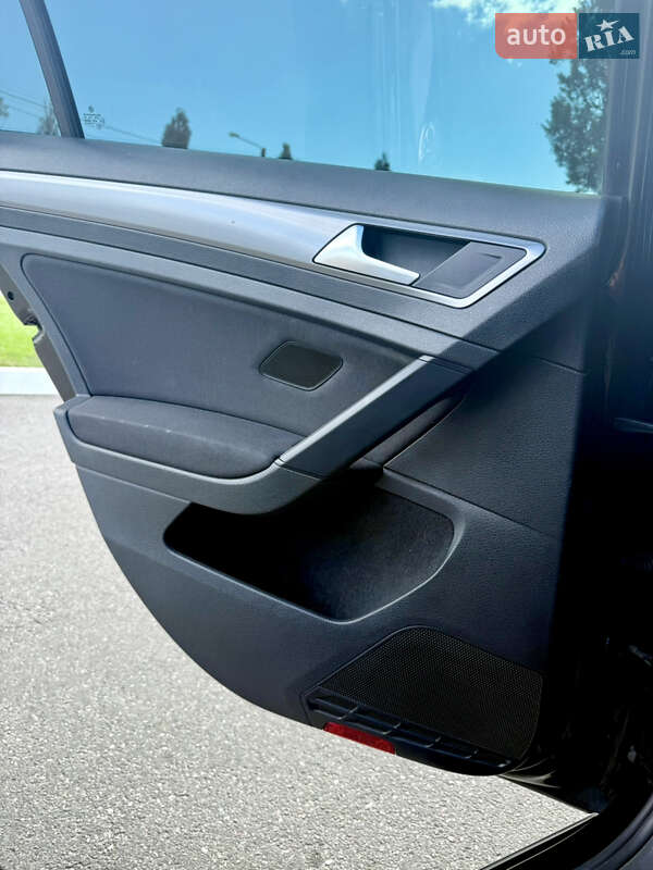 Универсал Volkswagen Golf 2013 в Харькове