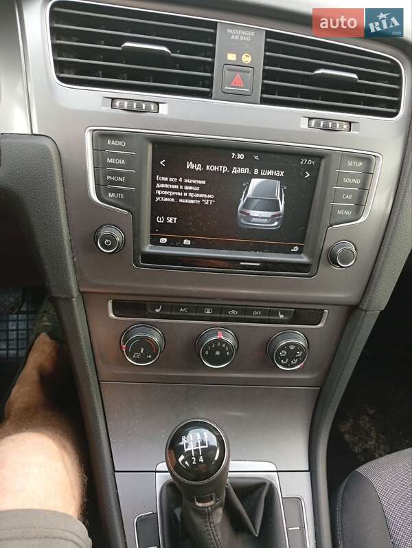 Універсал Volkswagen Golf 2016 в Ковелі