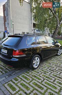 Универсал Volkswagen Golf 2013 в 
