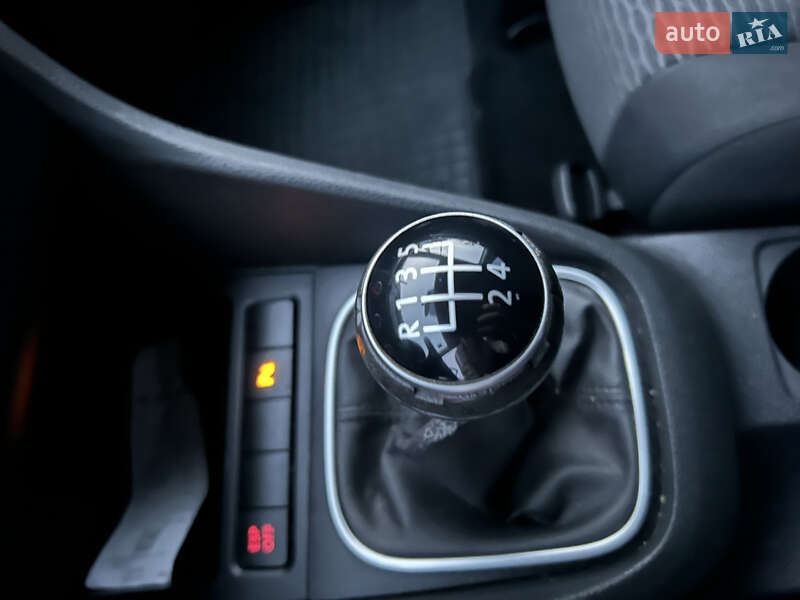 Універсал Volkswagen Golf 2010 в Чернігові