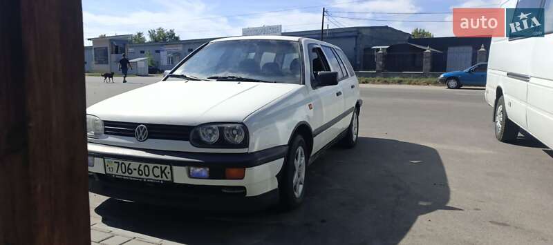 Универсал Volkswagen Golf 1995 в Кременчуге