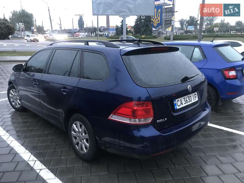 Універсал Volkswagen Golf 2009 в Черкасах