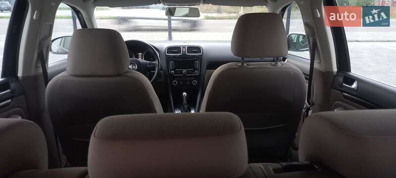 Универсал Volkswagen Golf 2012 в Луцке