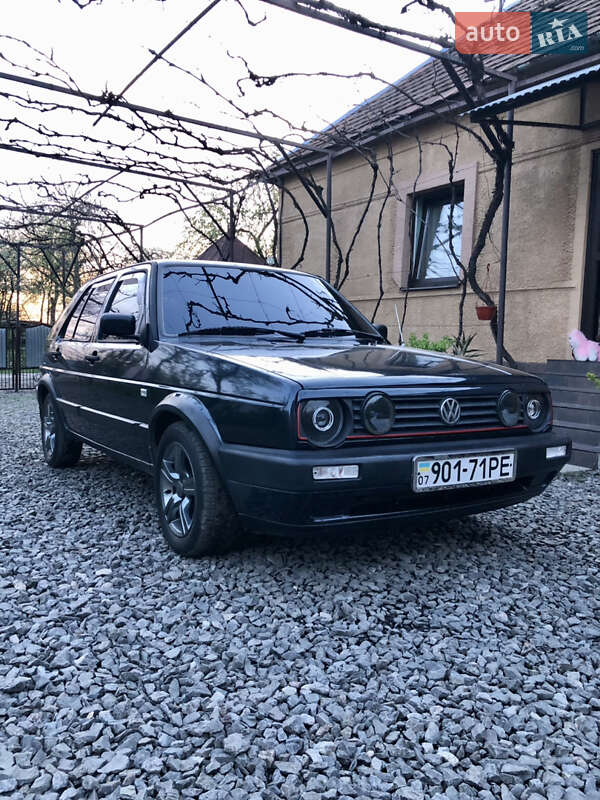 Хэтчбек Volkswagen Golf 1991 в Иршаве