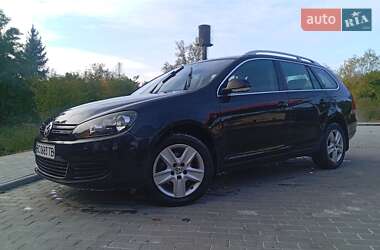 Универсал Volkswagen Golf 2010 в 