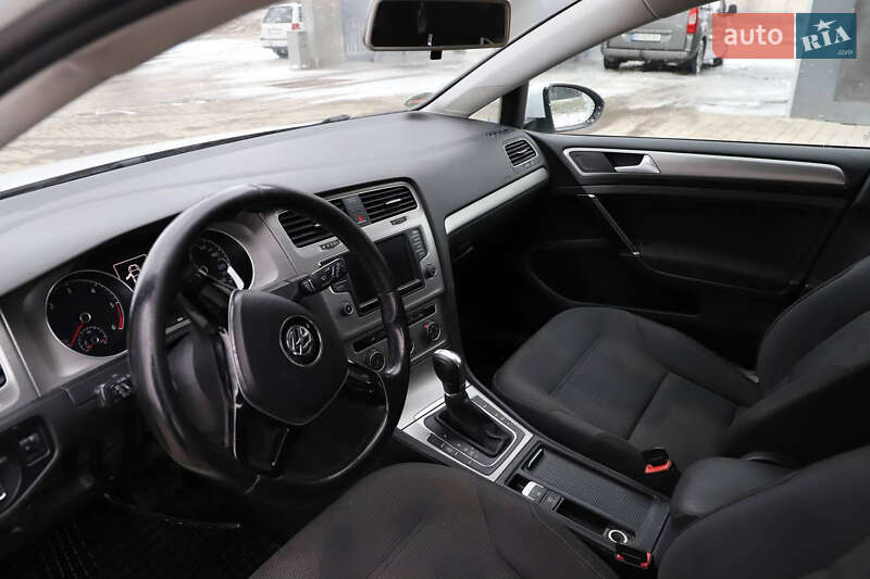Универсал Volkswagen Golf 2016 в Тернополе фото 16 Универсал Volkswagen Golf 2016 в Тернополе