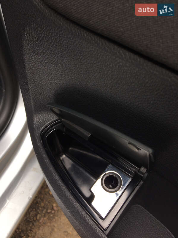 Универсал Volkswagen Golf 2011 в Буковеле