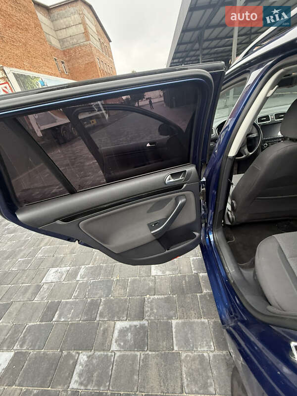 Універсал Volkswagen Golf 2010 в Хмельницькому