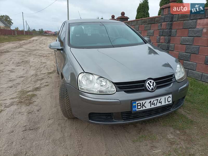 Volkswagen Golf 2005