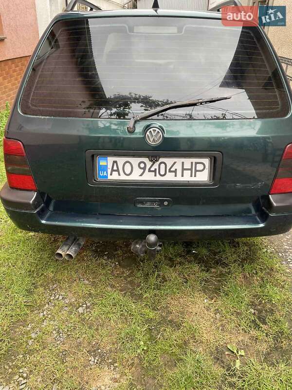 Універсал Volkswagen Golf 1997 в Сваляві