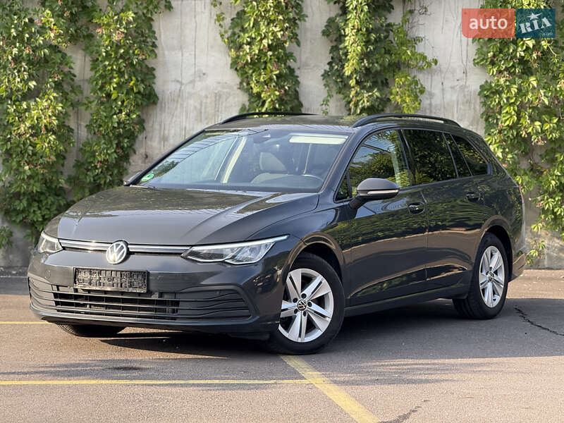 Volkswagen Golf 2021