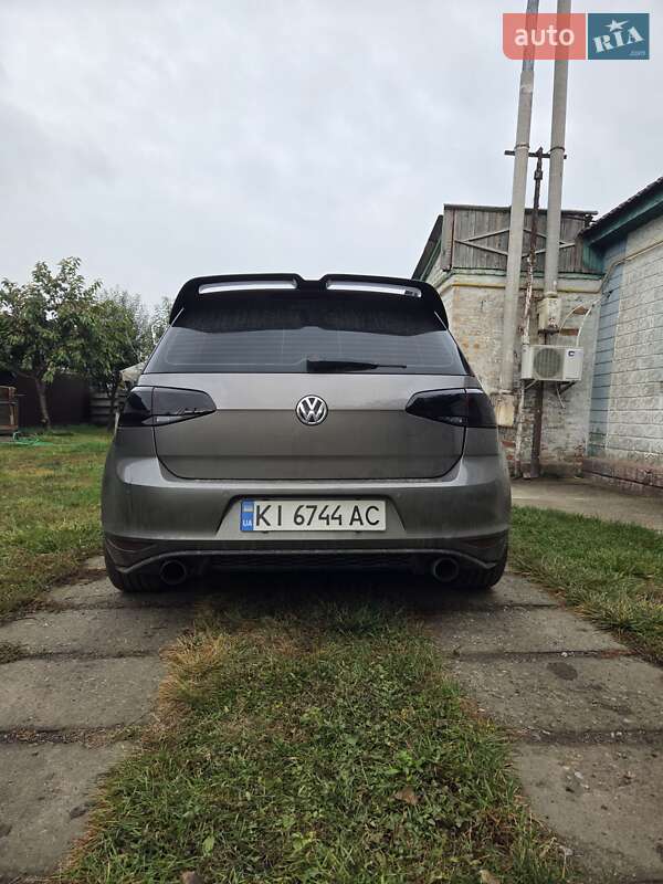 Хетчбек Volkswagen Golf 2013 в Пирятині