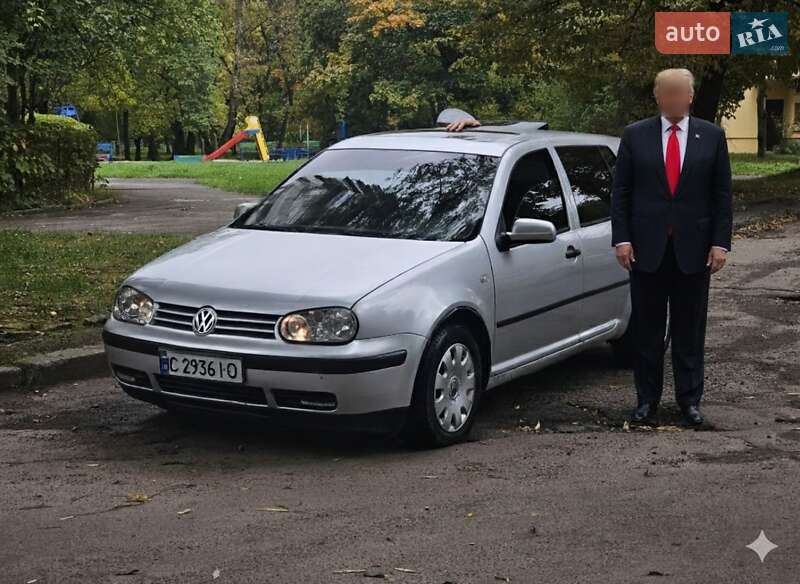 Volkswagen Golf 2002