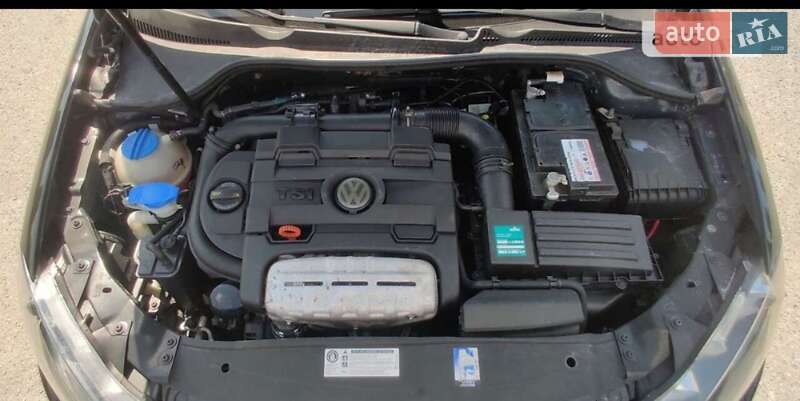 Универсал Volkswagen Golf 2009 в Ровно